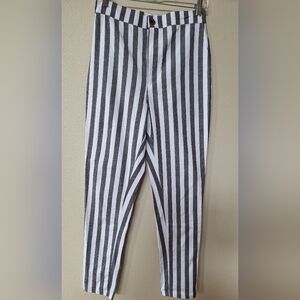 Urban Outfitters Ankle Womens Grey/White Pinstriped Pants. Stretchy. Size 8